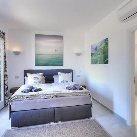 Elegant Mallorca Estera 6 Bedrooms En-suite Extra Large Private Pool Porto Colom